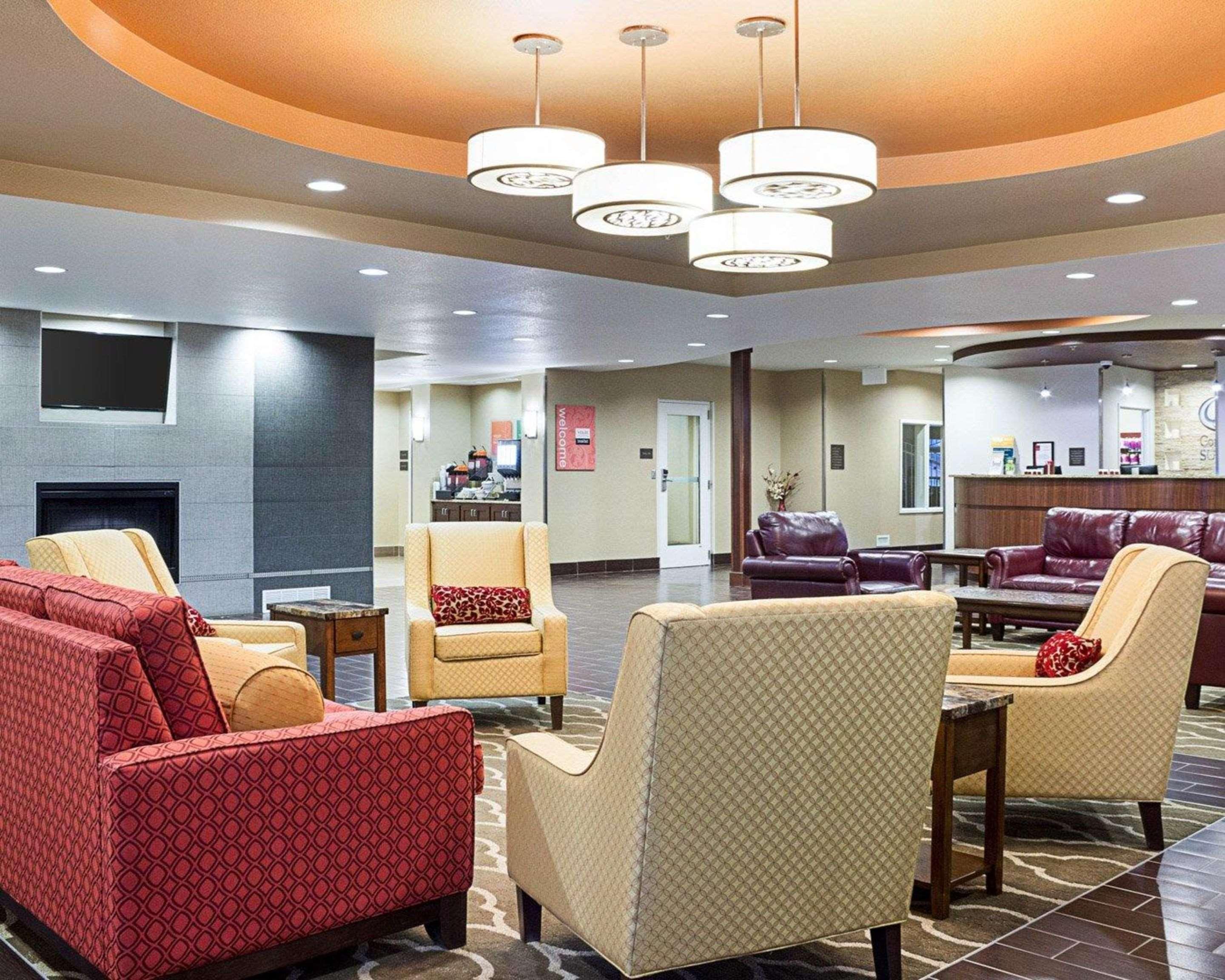 Comfort Suites Minot Εξωτερικό φωτογραφία