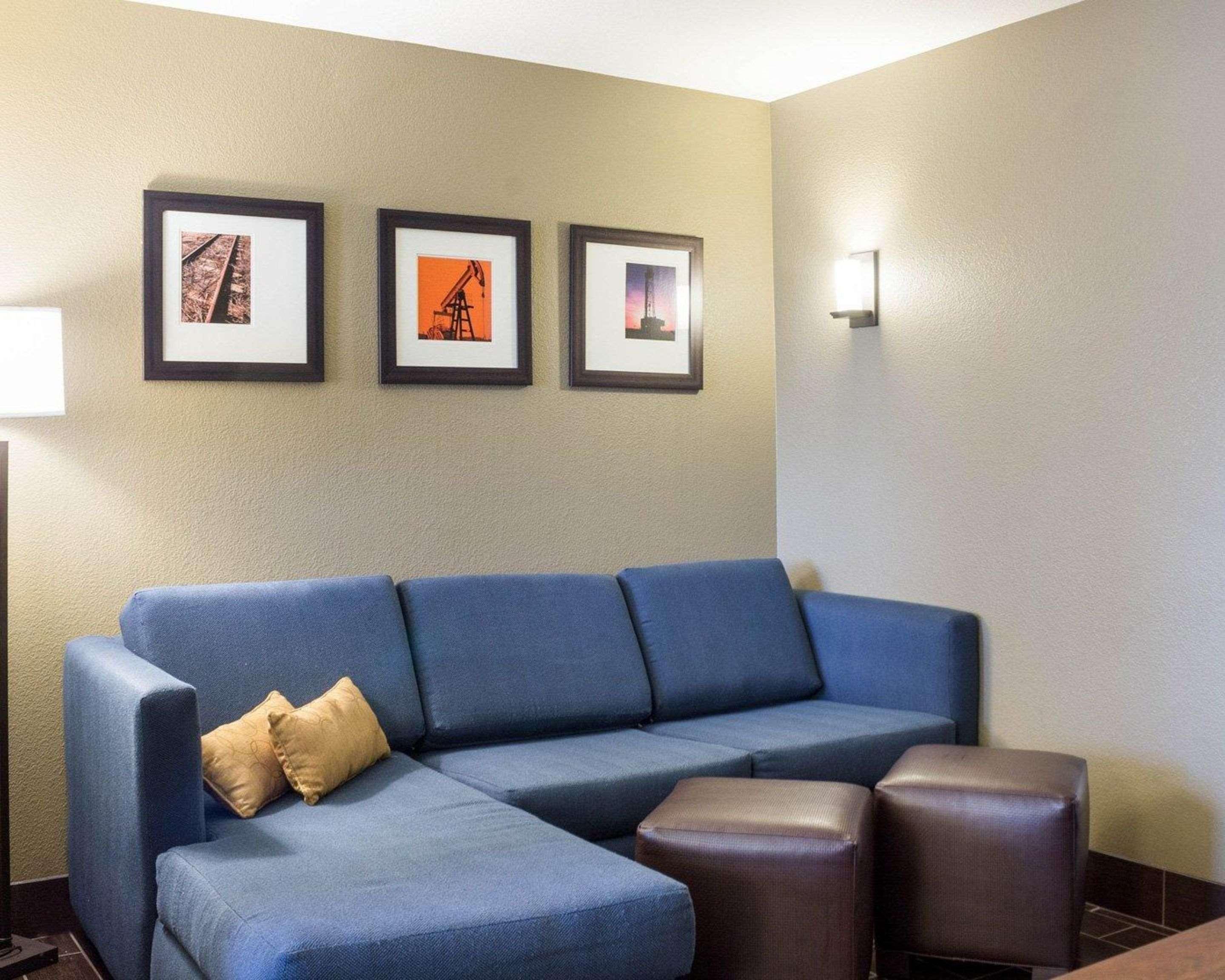 Comfort Suites Minot Εξωτερικό φωτογραφία