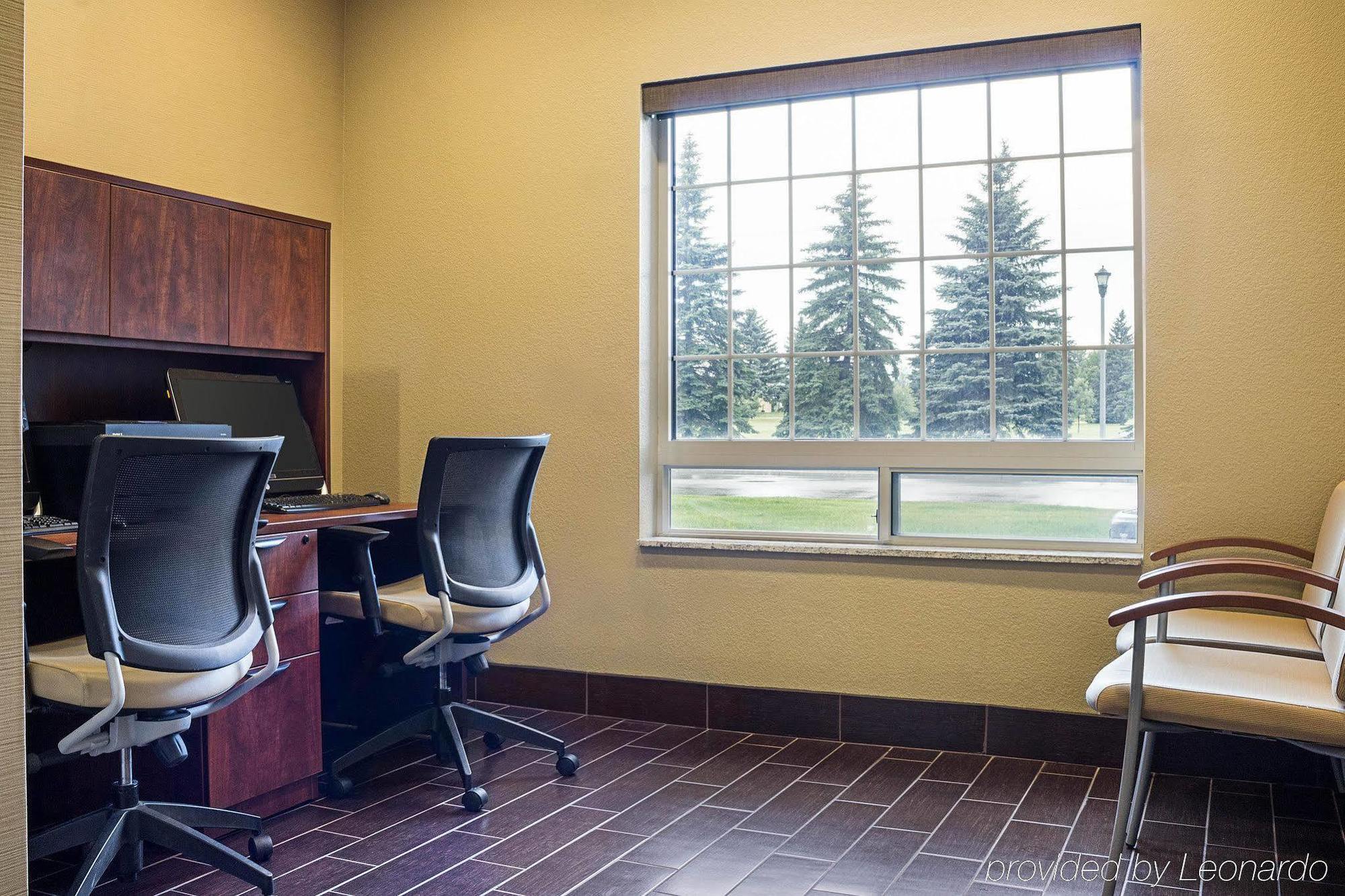 Comfort Suites Minot Εξωτερικό φωτογραφία