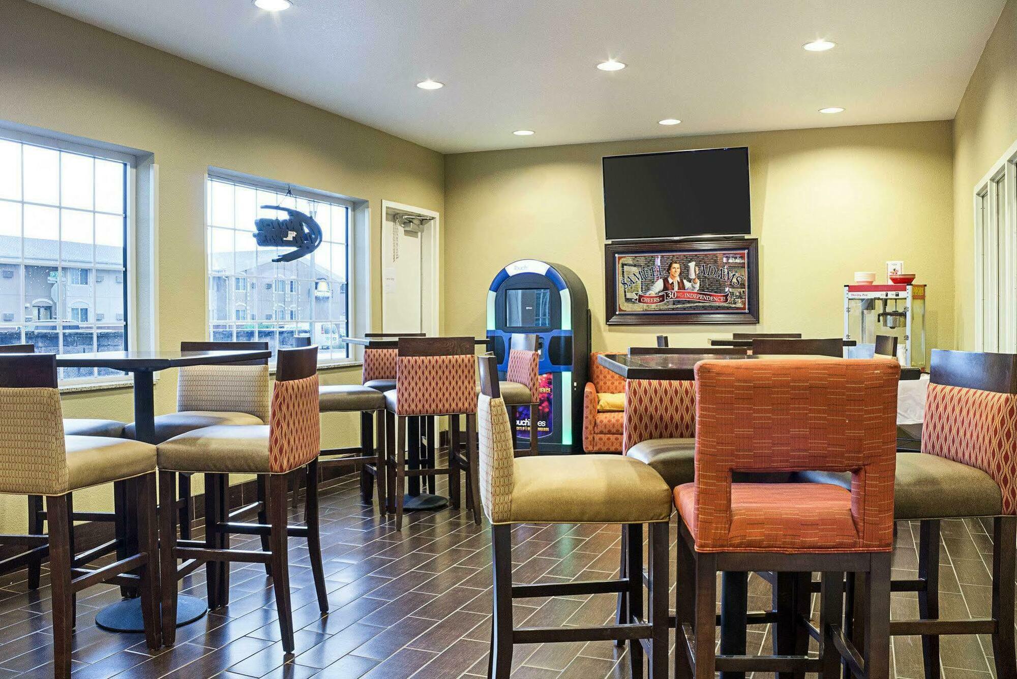 Comfort Suites Minot Εξωτερικό φωτογραφία